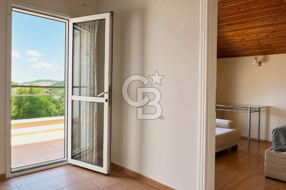 Urla Şirinkent Mah Doktorlar Sitesi Geniş Bahçeli Kiralık Villa