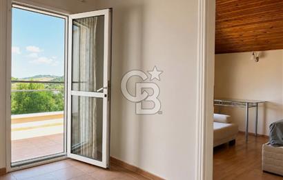 Urla Şirinkent Mah Doktorlar Sitesi Geniş Bahçeli Kiralık Villa