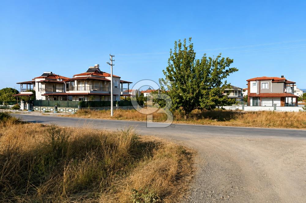 AYVALIK ALTINOVADA MÜSTAKİL VİLLA YAPIMINA UYGUN SATILIK ARSA