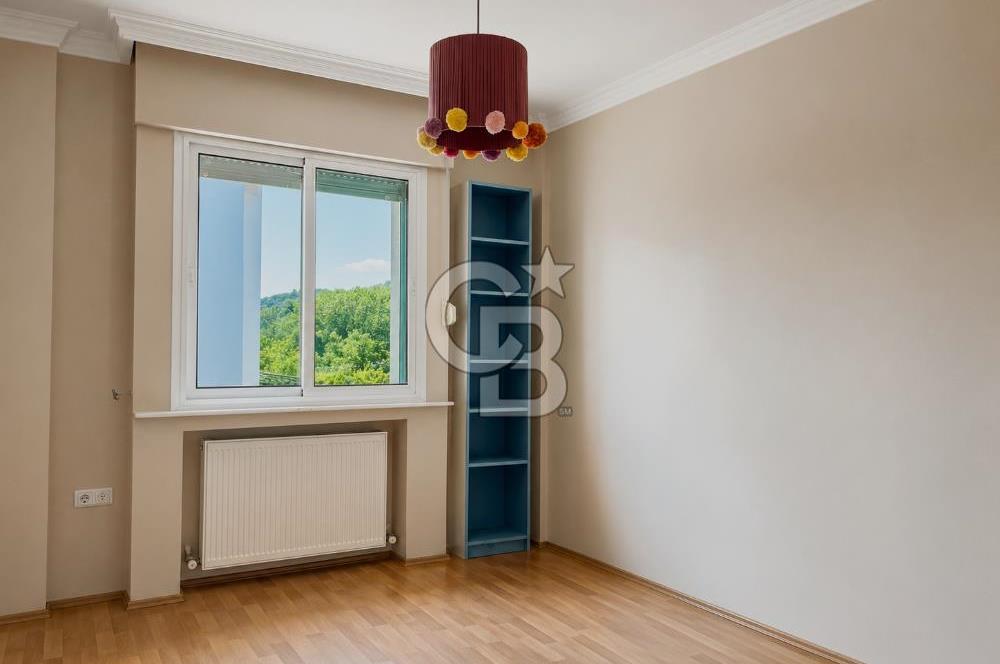 Urla Şirinkent Mah Doktorlar Sitesi Geniş Bahçeli Kiralık Villa