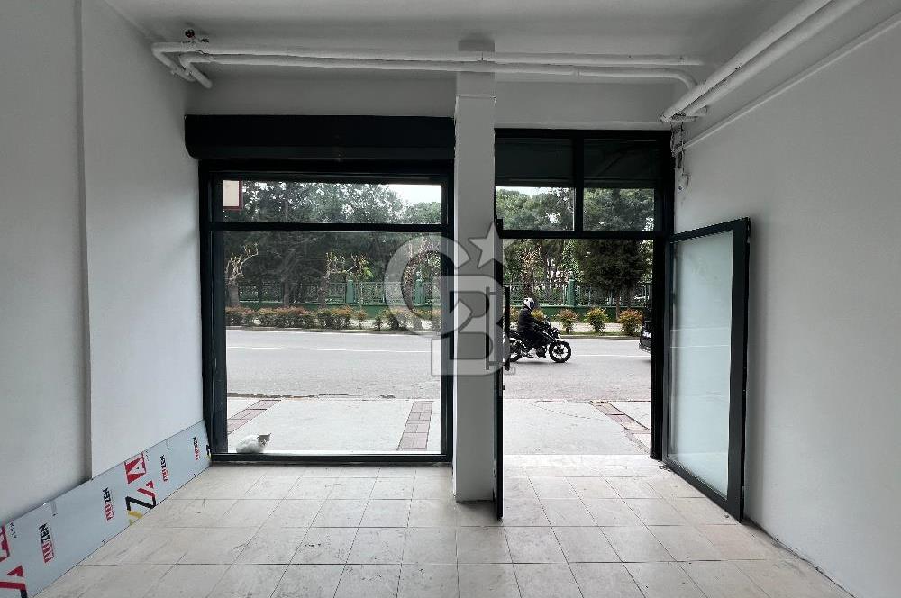 KAHRAMANLAR’DA FUAR CEPHELİ CADDE ÜZERİNDE 37 m² KİRALIK DÜKKAN