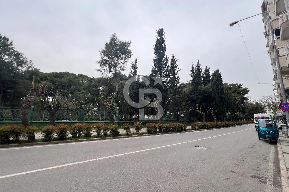 KAHRAMANLAR’DA FUAR CEPHELİ CADDE ÜZERİNDE 37 m² KİRALIK DÜKKAN