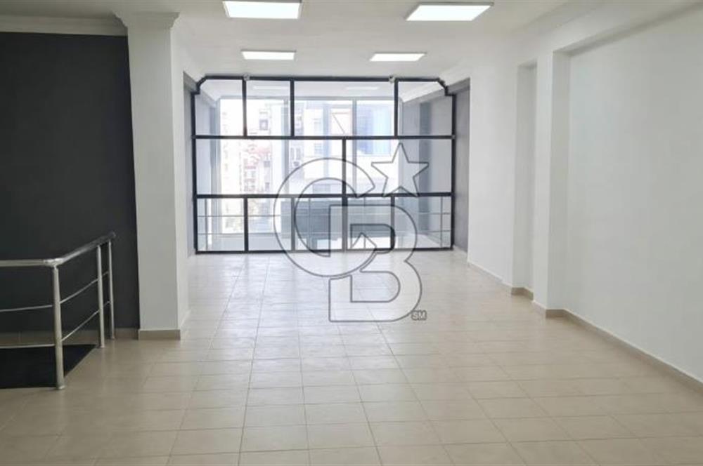 mehmet akif te 285 m2  kiralık daire