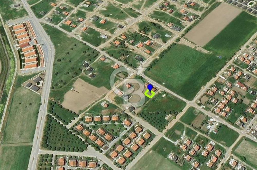 AYVALIK ALTINOVADA MÜSTAKİL VİLLA YAPIMINA UYGUN SATILIK ARSA