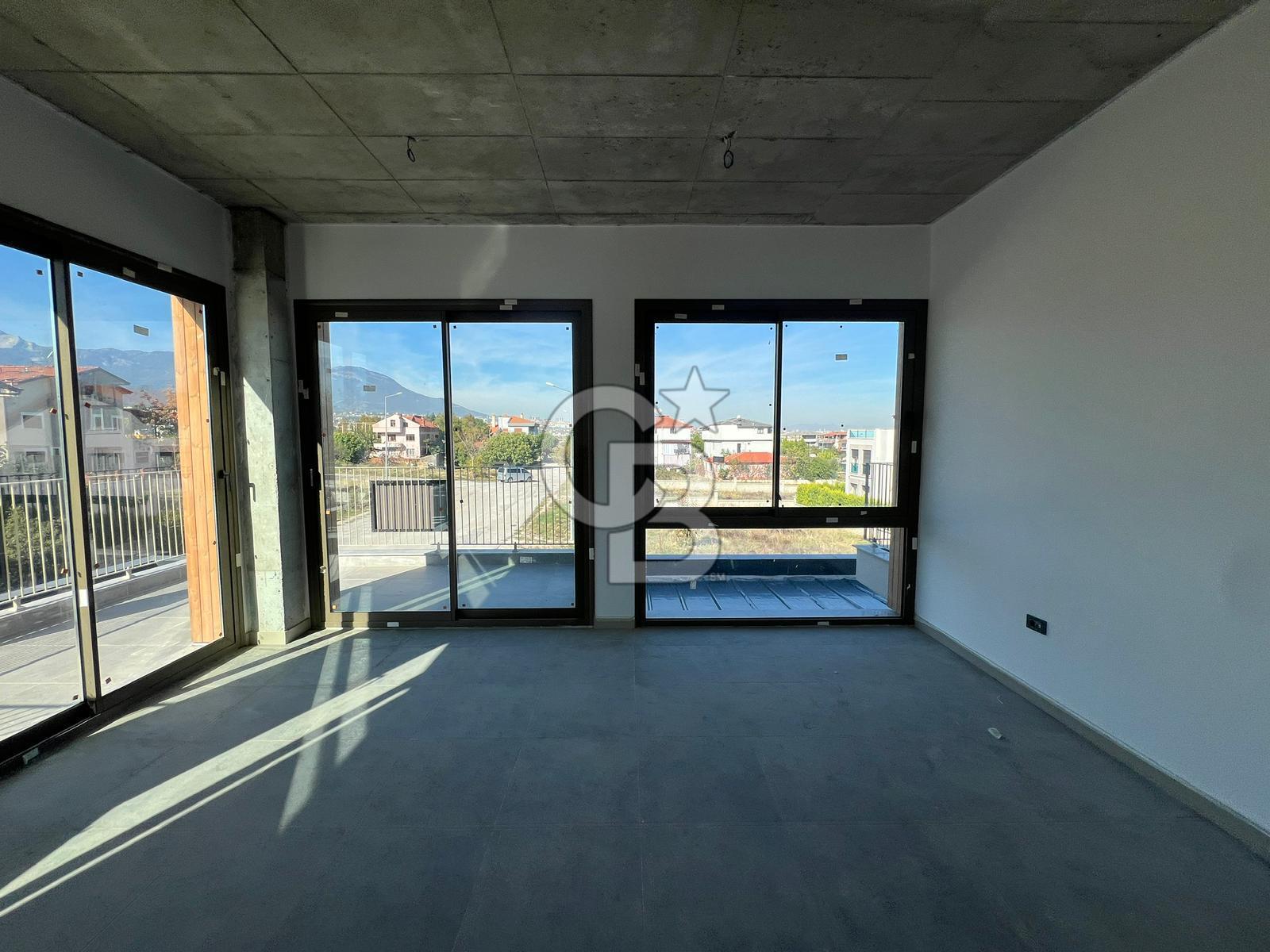 Yenişehir Yürüyüş Yolu 65M² Satılık Ofis
