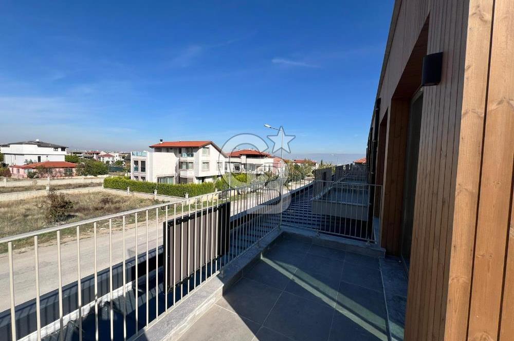 Yenişehir Yürüyüş Yolu 65M² Satılık Ofis