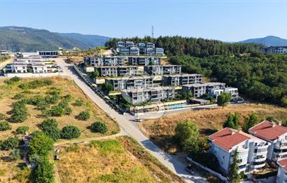 Gümüştepe'de Satılık 897m² Villa İmarlı Köşe Parsel