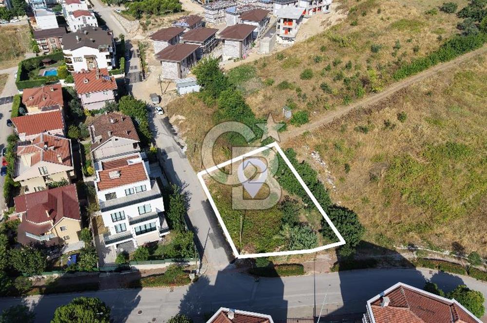 Gümüştepe'de Satılık 897m² Villa İmarlı Köşe Parsel