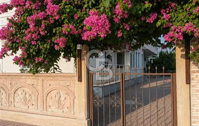 Antalya Muratpaşa Güzeloba'da Satılık 2+1 Doğal Gazlı Daire