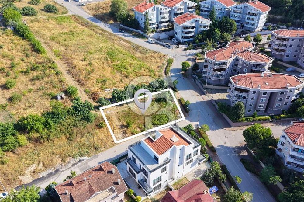 Gümüştepe'de Satılık 897m² Villa İmarlı Köşe Parsel