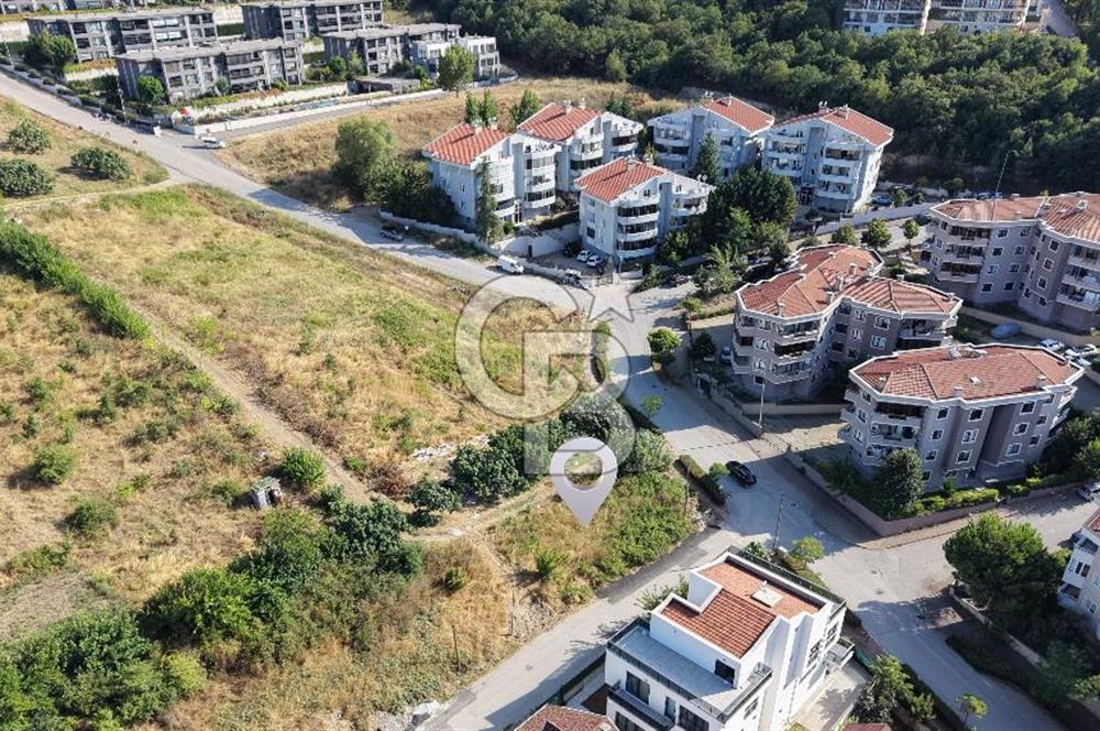 Gümüştepe'de Satılık 897m² Villa İmarlı Köşe Parsel