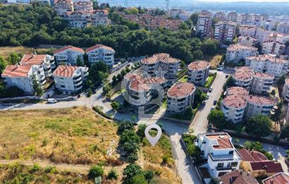 Gümüştepe'de Satılık 897m² Villa İmarlı Köşe Parsel