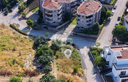 Gümüştepe'de Satılık 897m² Villa İmarlı Köşe Parsel