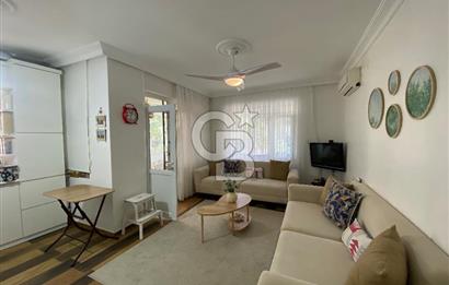 ALTINOLUK’TA DENİZE 200 METRE MESAFEDE ÖZENLE YENİLENMİŞ SATILIK 1+1 DAİRE