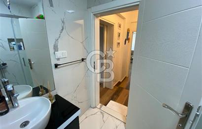 ALTINOLUK’TA DENİZE 200 METRE MESAFEDE ÖZENLE YENİLENMİŞ SATILIK 1+1 DAİRE