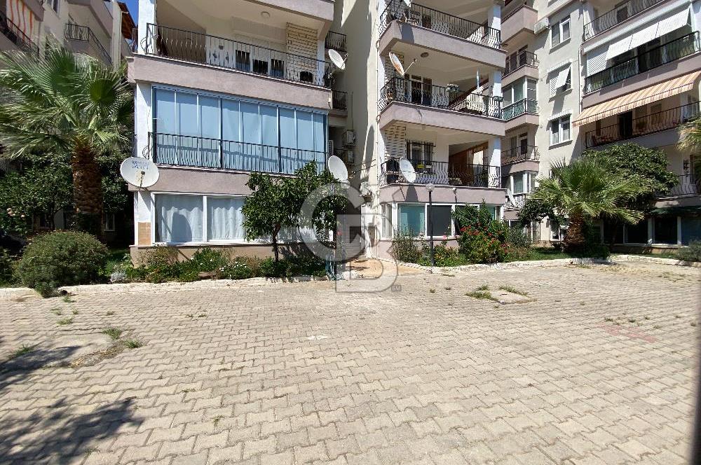 ALTINOLUK’TA DENİZE 200 METRE MESAFEDE ÖZENLE YENİLENMİŞ SATILIK 1+1 DAİRE