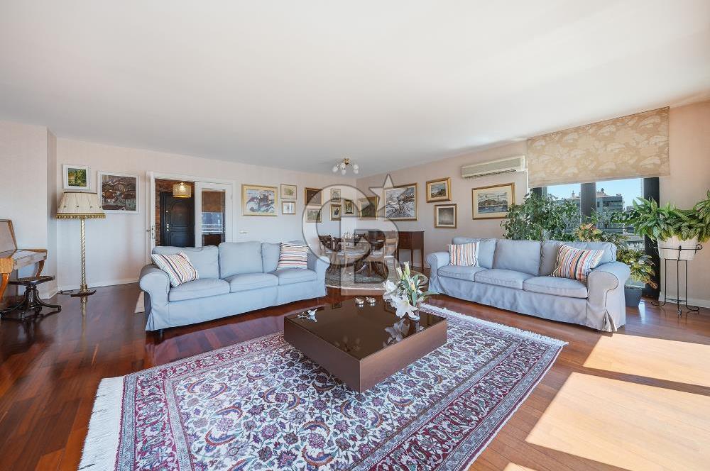Çiftehavuzlar Beyazıt Eston Katlı Villalarında 4+1 Ön cehe