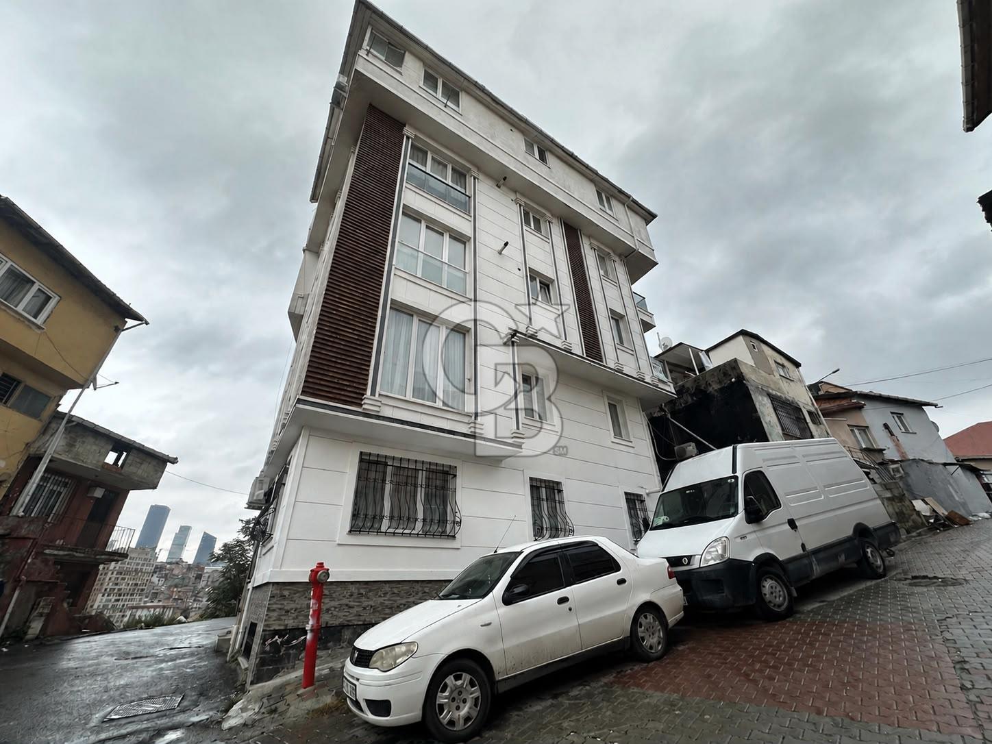 Şişli Kuştepe’de 2+1 Satılık Ters Dubleks – Lüks Jakuzili, Yeni Bina