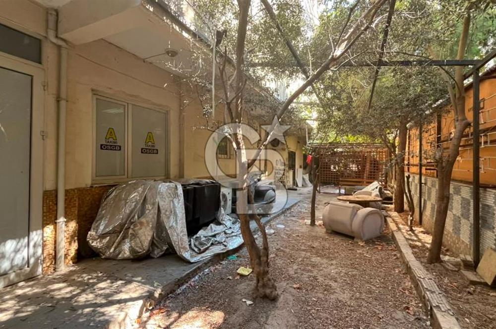 Bayraklı Mansuroğlu'nda 160 m² Full Tadilatlı Doğalgazlı Kiralık Dükkan