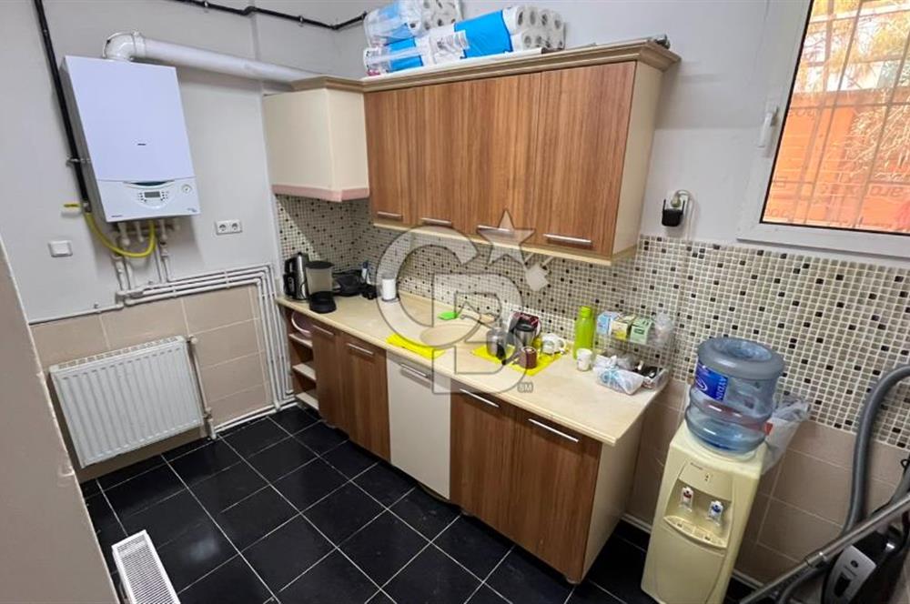 Bayraklı Mansuroğlu'nda 160 m² Full Tadilatlı Doğalgazlı Kiralık Dükkan