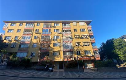 ÜSKÜDAR BARBAROS MAHALLESİ'NDE OTOPARKLI 3+1 KİRALIK DAİRE