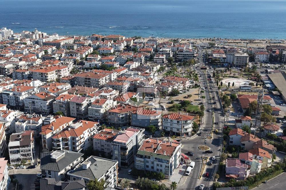AYVALIK SARIMSAKLININ TAM MERKEZİNDE, HEM EV HEM DÜKKANI 2+1
