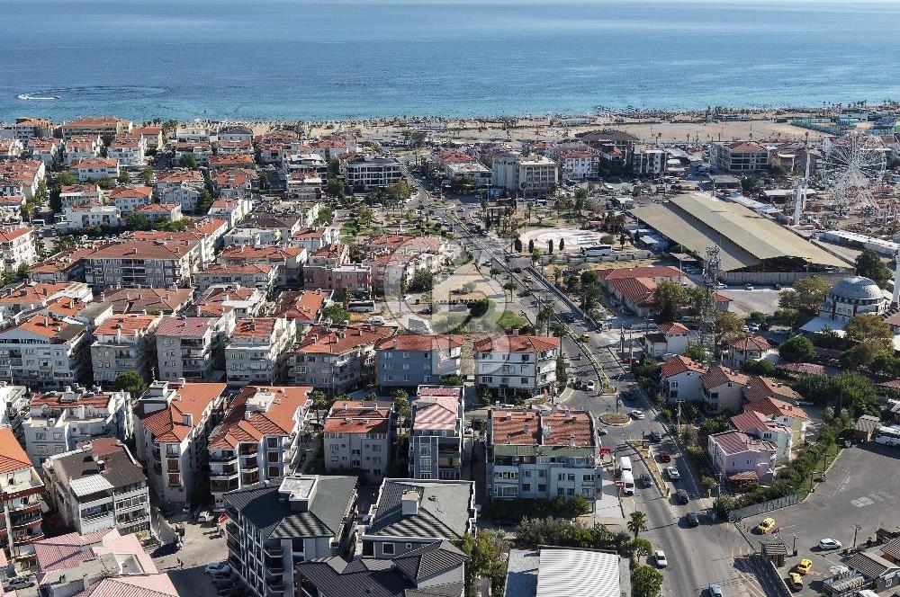 AYVALIK SARIMSAKLININ TAM MERKEZİNDE, HEM EV HEM DÜKKANI 2+1