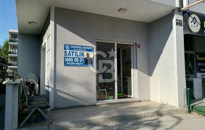 AYVALIK SARIMSAKLININ TAM MERKEZİNDE, HEM EV HEM DÜKKANI 2+1