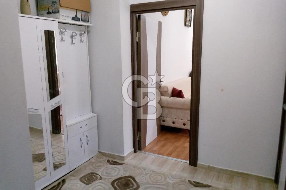 AYVALIK SARIMSAKLININ TAM MERKEZİNDE, HEM EV HEM DÜKKANI 2+1