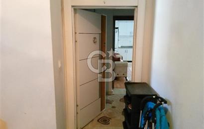 AYVALIK SARIMSAKLININ TAM MERKEZİNDE, HEM EV HEM DÜKKANI 2+1
