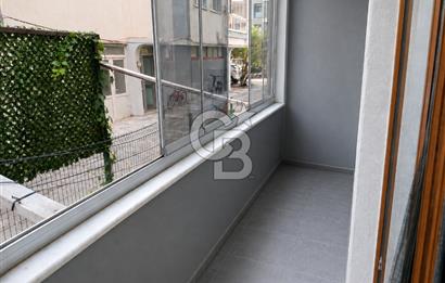 AYVALIK SARIMSAKLININ TAM MERKEZİNDE, HEM EV HEM DÜKKANI 2+1