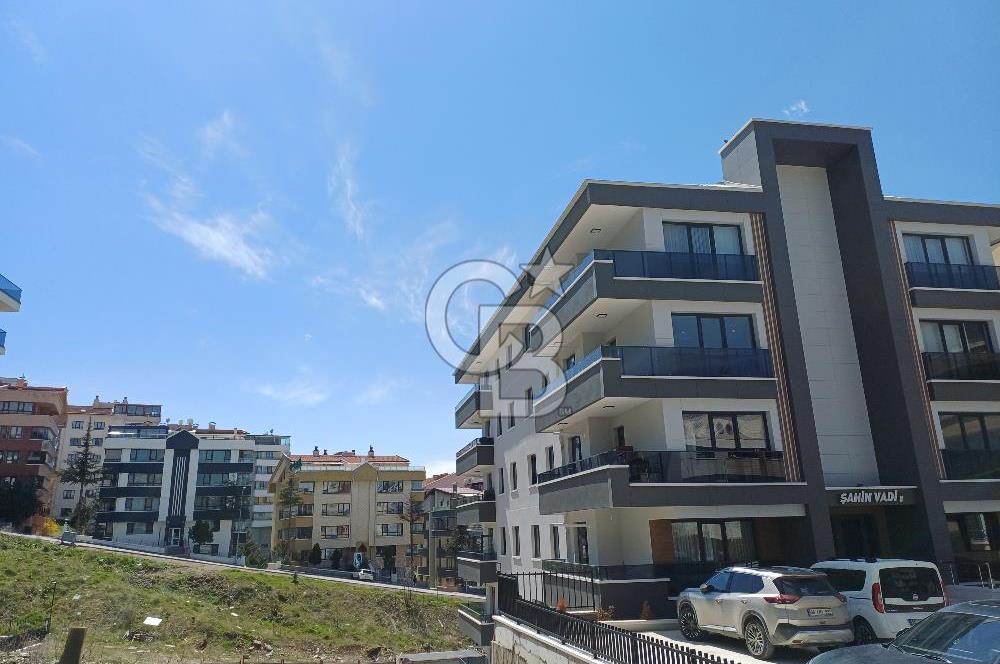 Çankaya Yukarı Dikmen'de satılık 2+1 Güney-Batı Cephe Daire