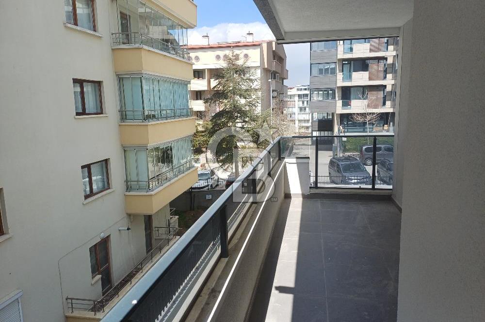 TURAN GÜNEŞ BULVARI YILDIZ KULE YAKINI SATILIK 2+1 SATILIK DAİRE.