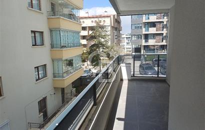 TURAN GÜNEŞ BULVARI YILDIZ KULE YAKINI SATILIK 2+1 SATILIK DAİRE.