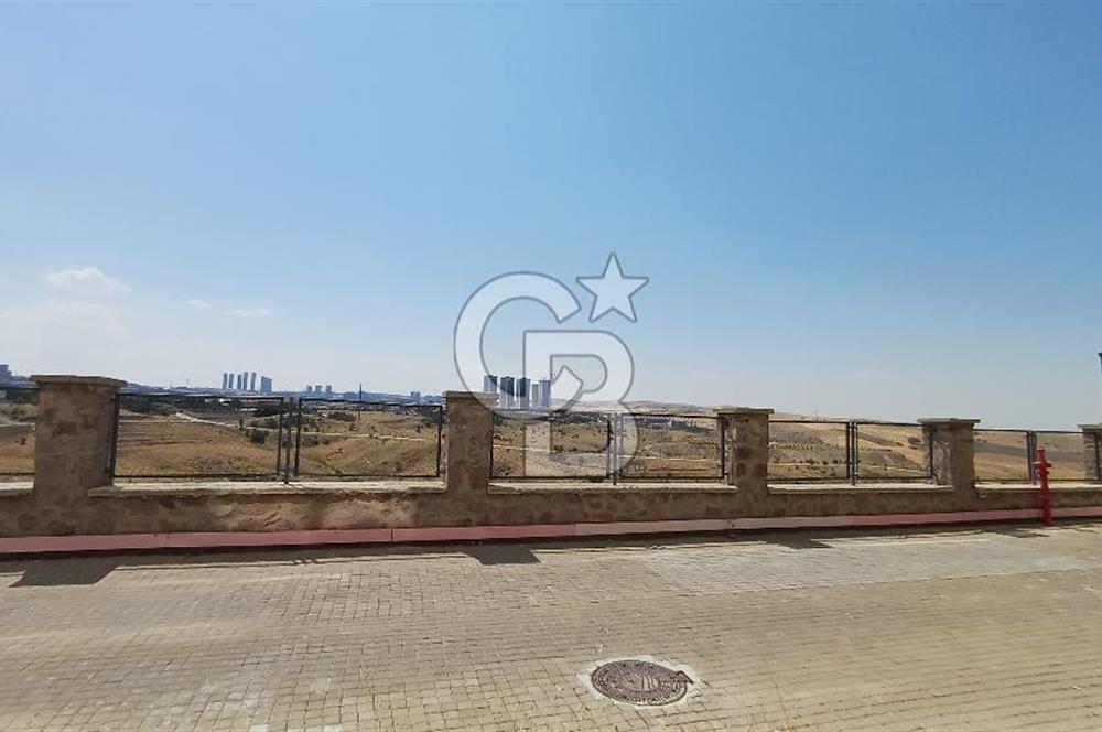İncek'te Satılık 2+1 Havuzlu Site İçi Lüks Daire