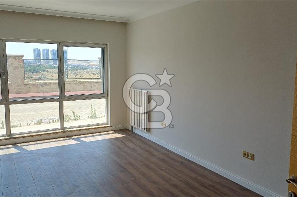 İncek'te Satılık 2+1 Havuzlu Site İçi Lüks Daire