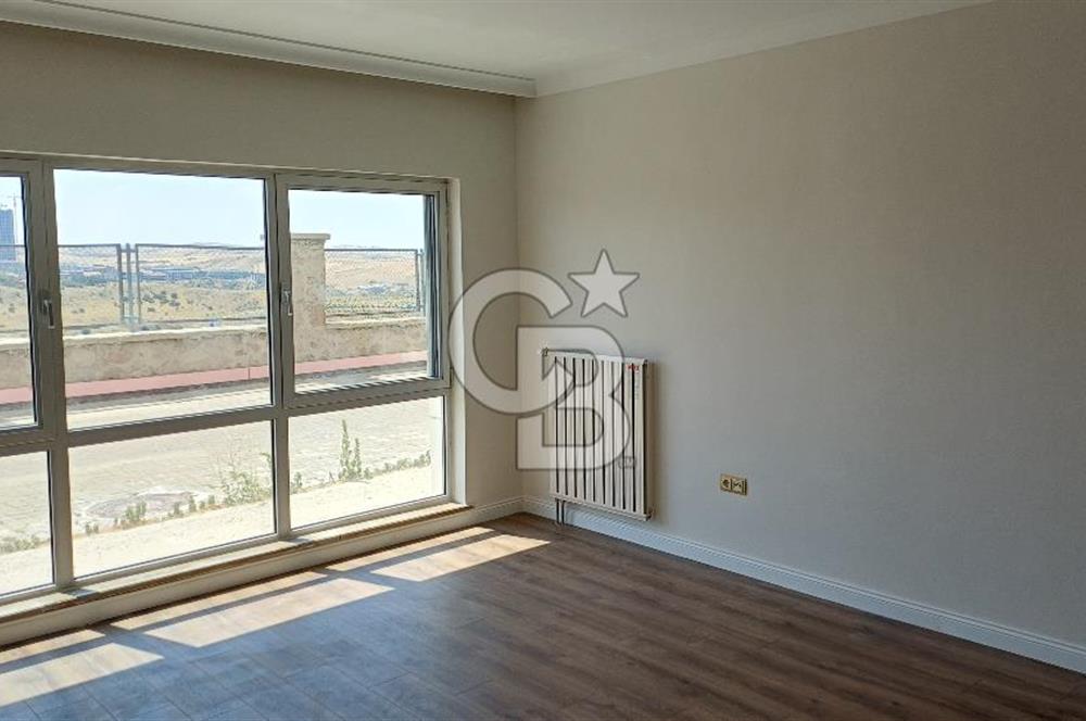 İncek'te Satılık 2+1 Havuzlu Site İçi Lüks Daire