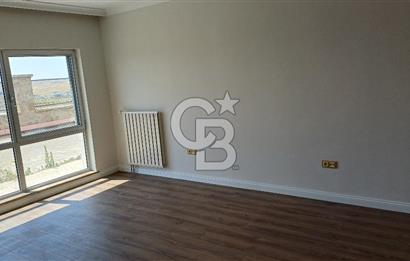 İncek'te Satılık 2+1 Havuzlu Site İçi Lüks Daire