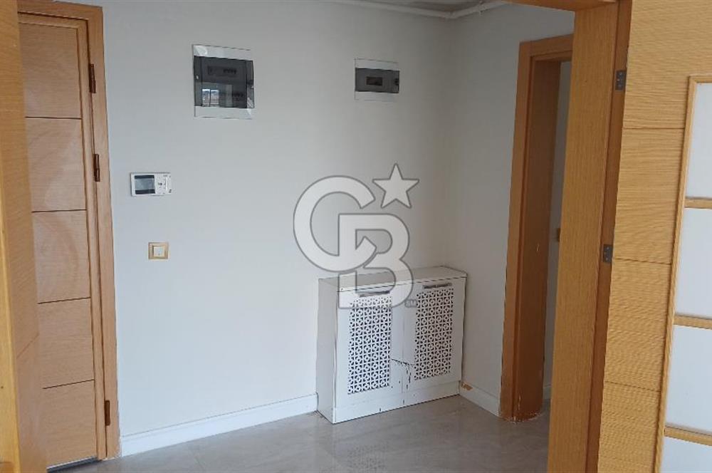 İncek'te Satılık 2+1 Havuzlu Site İçi Lüks Daire