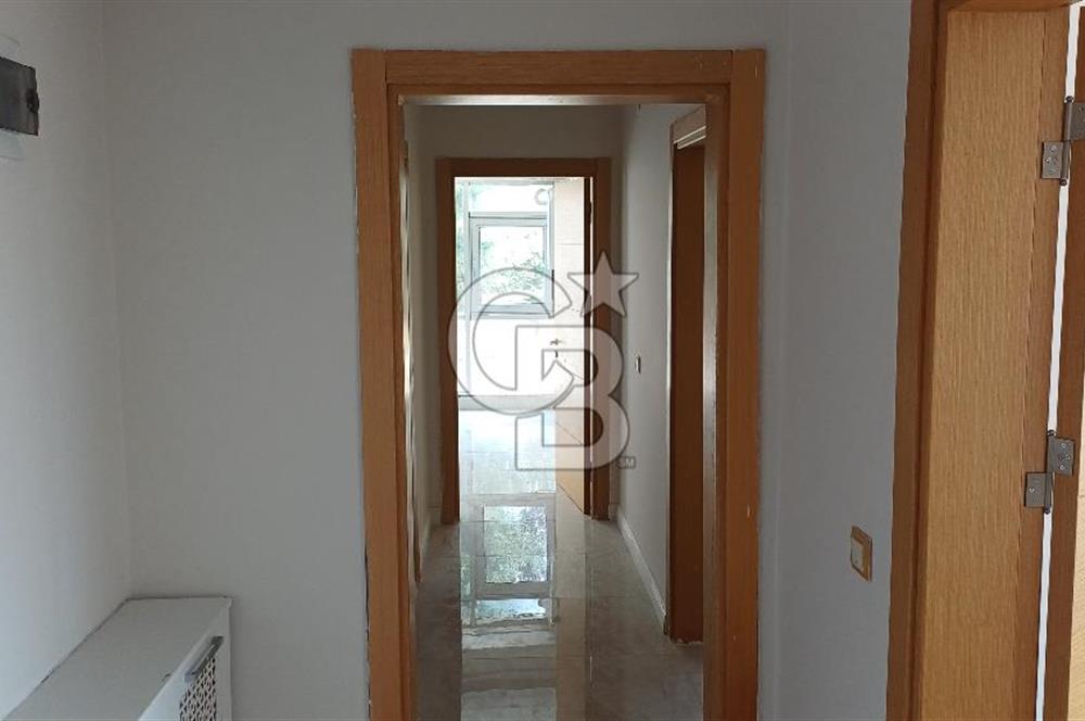 İncek'te Satılık 2+1 Havuzlu Site İçi Lüks Daire