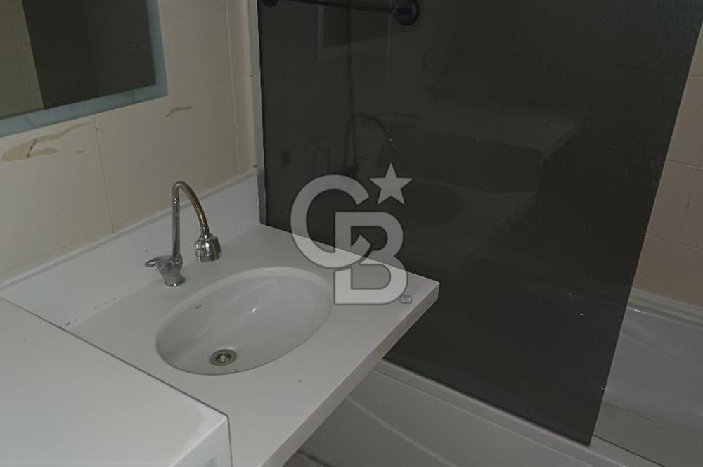 İncek'te Satılık 2+1 Havuzlu Site İçi Lüks Daire