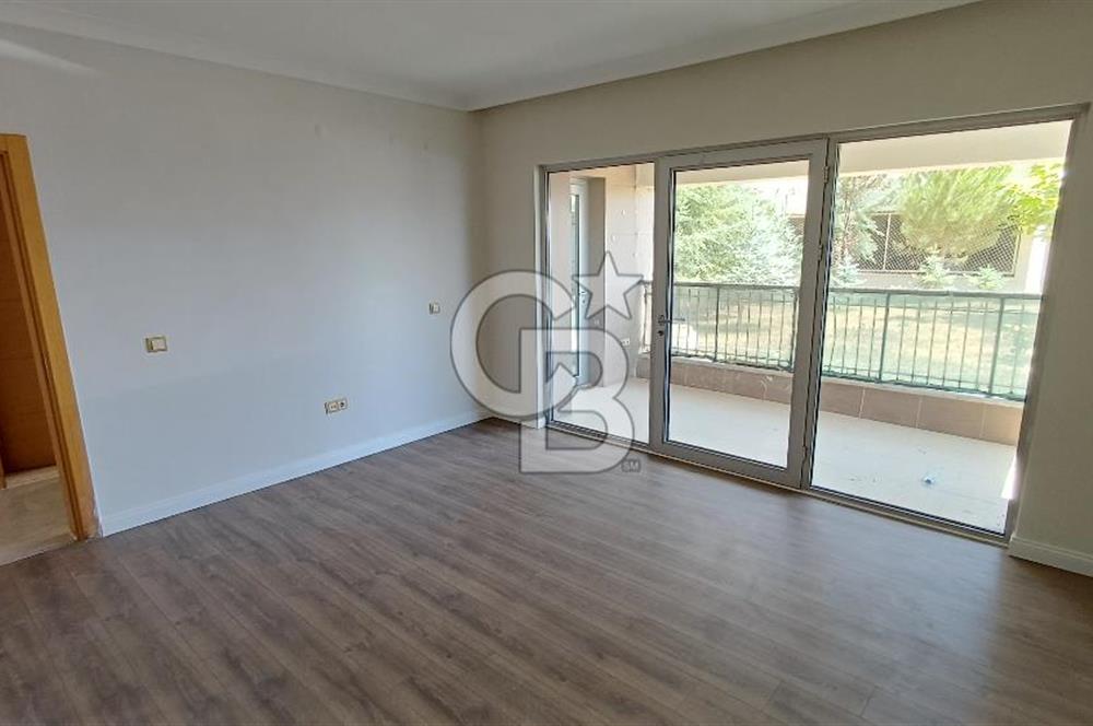 İncek'te Satılık 2+1 Havuzlu Site İçi Lüks Daire