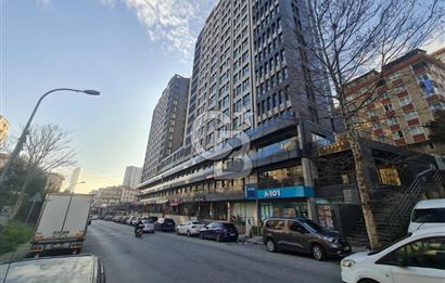 Finans Merkezine 600m 7/24 Güvenlikli Manzaralı Modern Şık