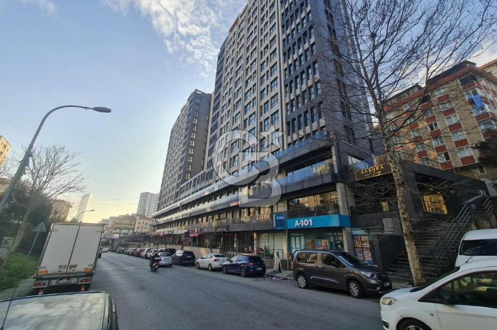 Finans Merkezine 600m 7/24 Güvenlikli Manzaralı Modern Şık