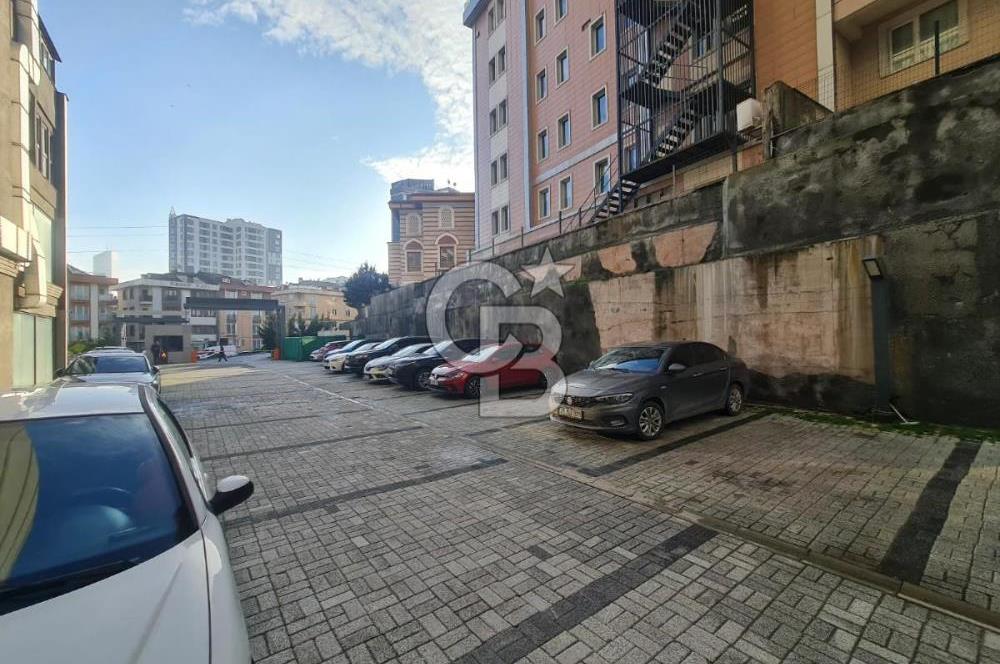 Finans Merkezine 600m 7/24 Güvenlikli Manzaralı Modern Şık