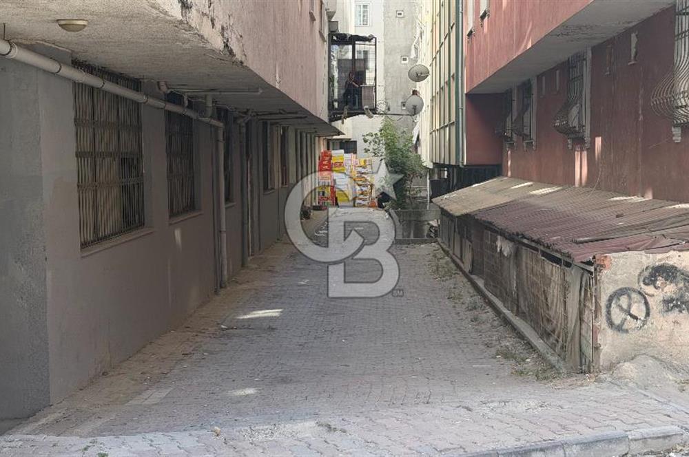 ESENYURT BAĞLARÇEŞME MAH. SATILIK 300 M2 İŞYERİ