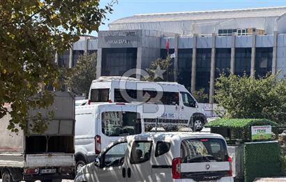 ESENYURT BAĞLARÇEŞME MAH. SATILIK 300 M2 İŞYERİ