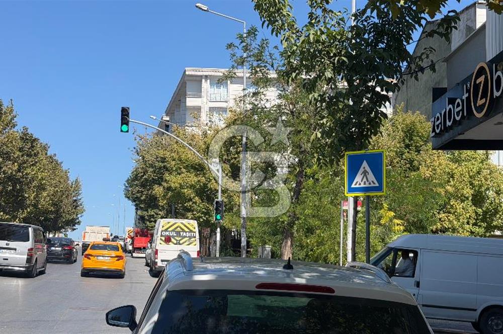 ESENYURT BAĞLARÇEŞME MAH. SATILIK 300 M2 İŞYERİ