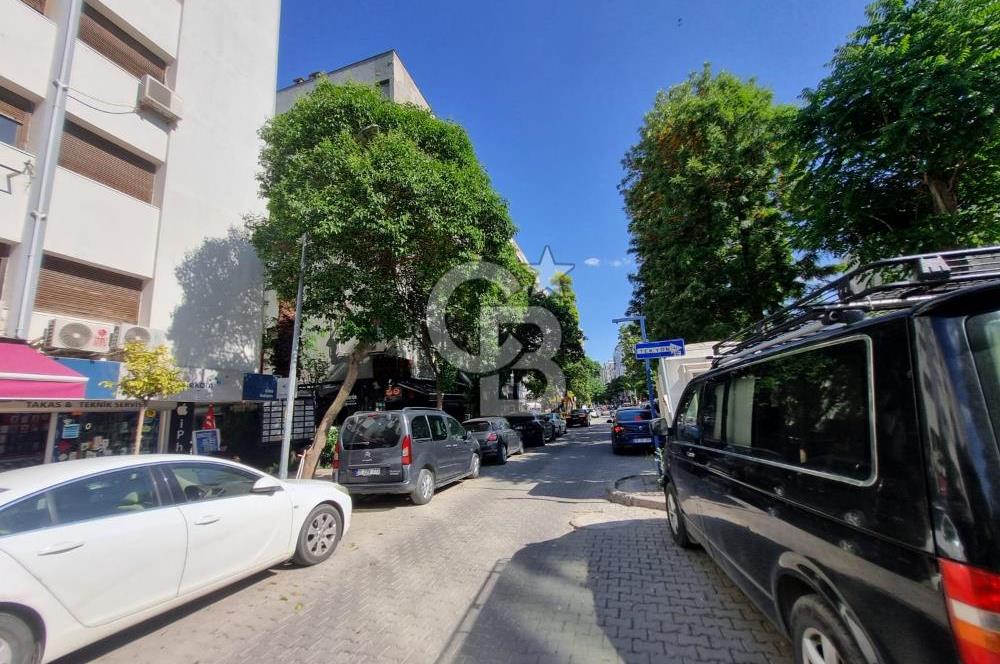 Alsancak Merkezi Konumda 1+1 Arakat Daire