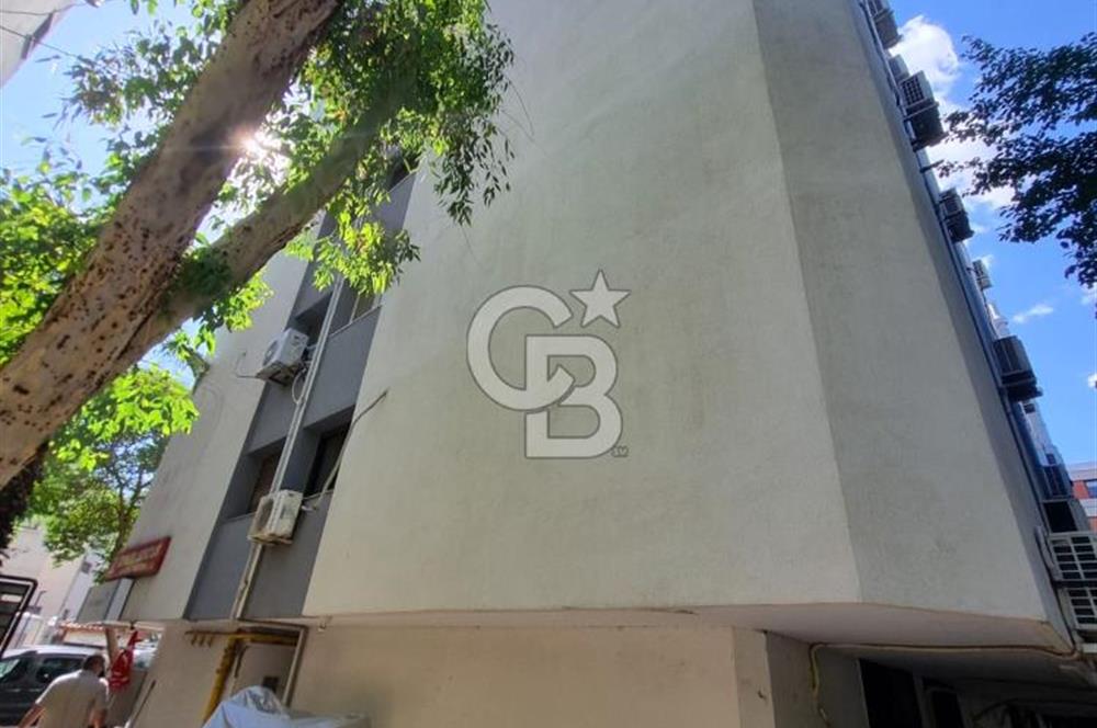 Alsancak Merkezi Konumda 1+1 Arakat Daire